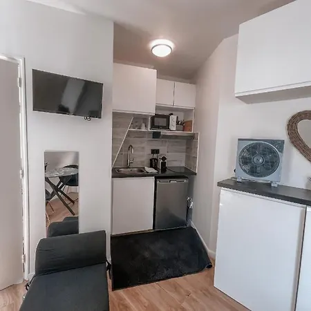 Otel Alma - Amazing Eiffel Tower View