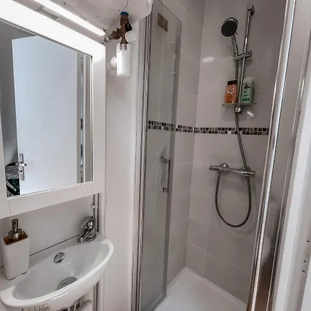 Alma - Amazing Eiffel Tower View Hotell Paris